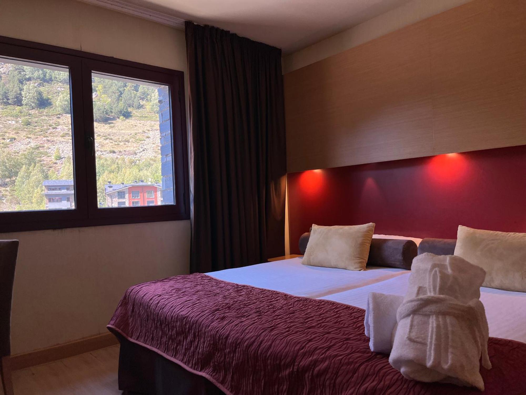 Hotel Galanthus&Spa Canillo Bagian luar foto