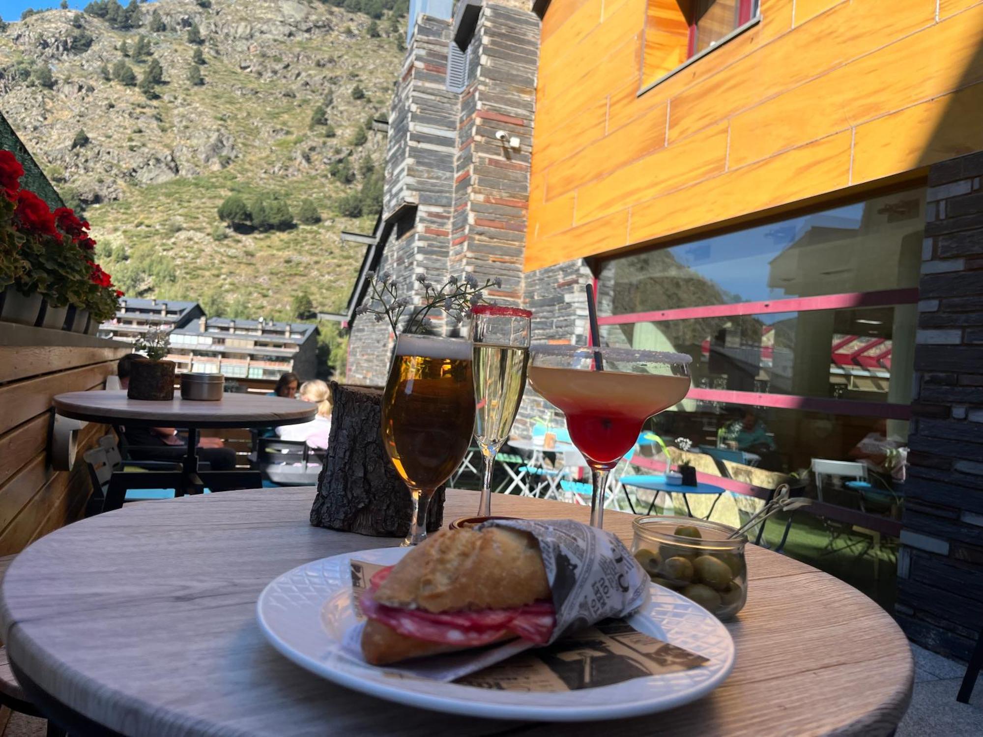 Hotel Galanthus&Spa Canillo Bagian luar foto