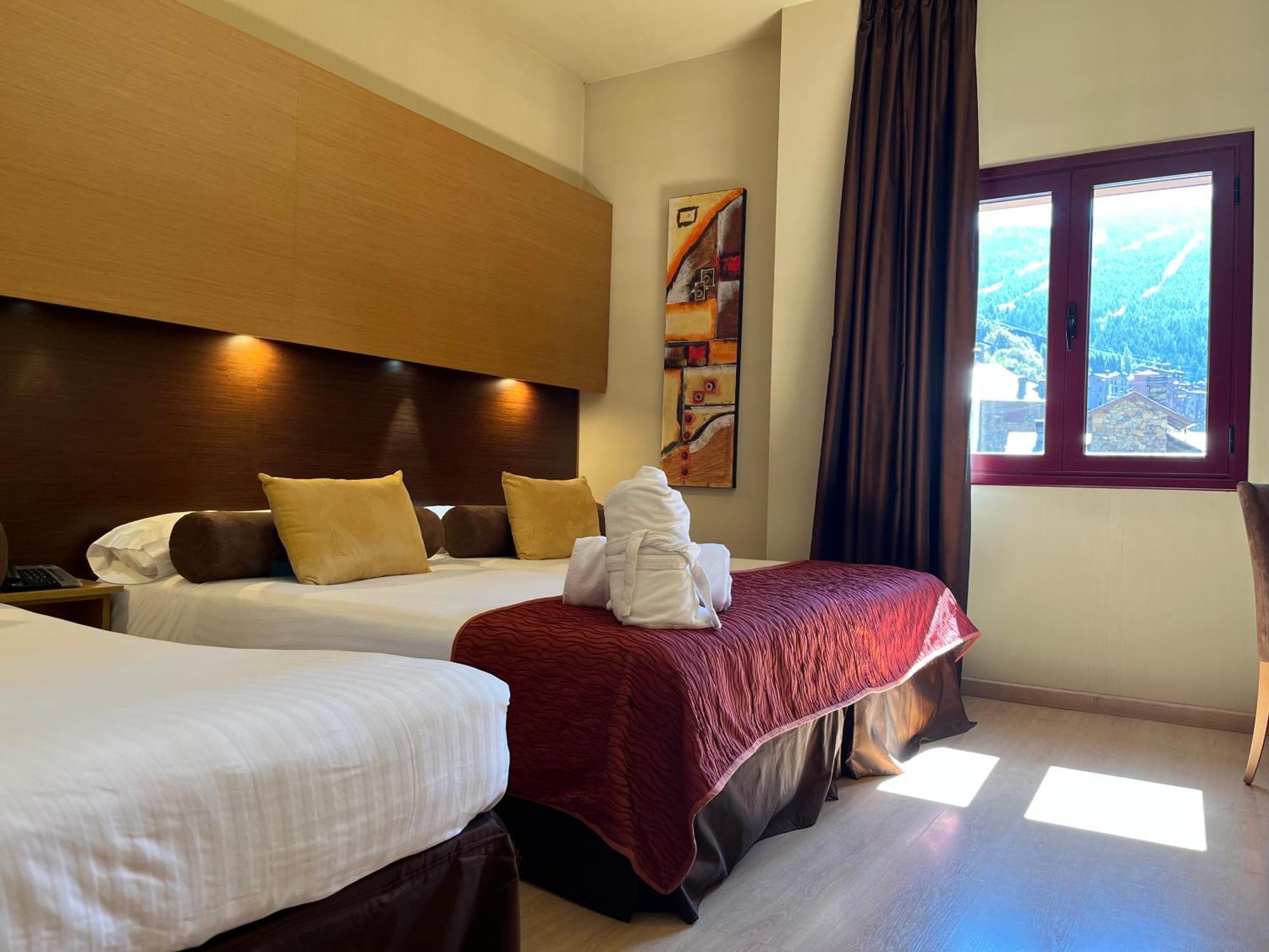 Hotel Galanthus&Spa Canillo Bagian luar foto