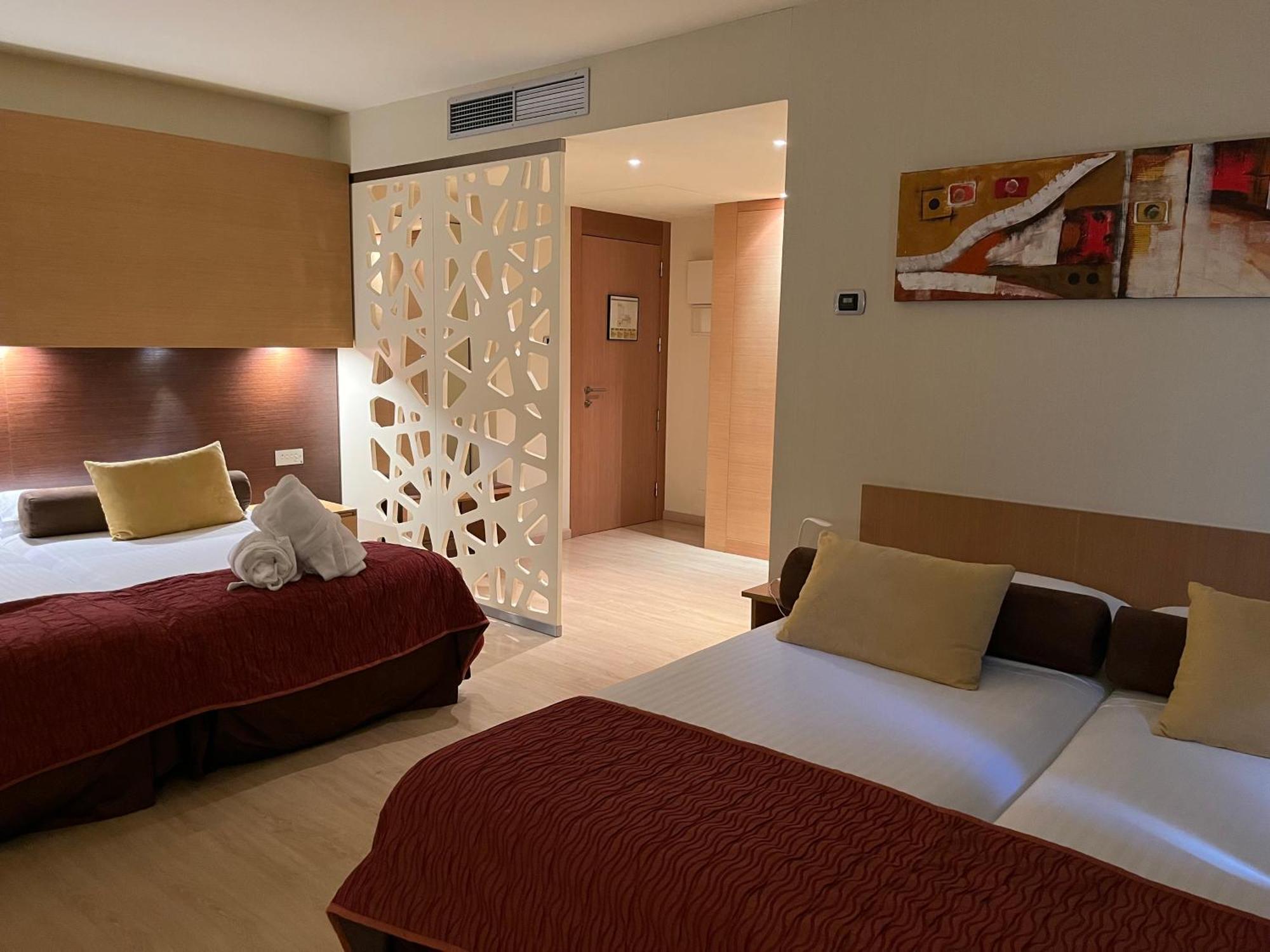 Hotel Galanthus&Spa Canillo Bagian luar foto
