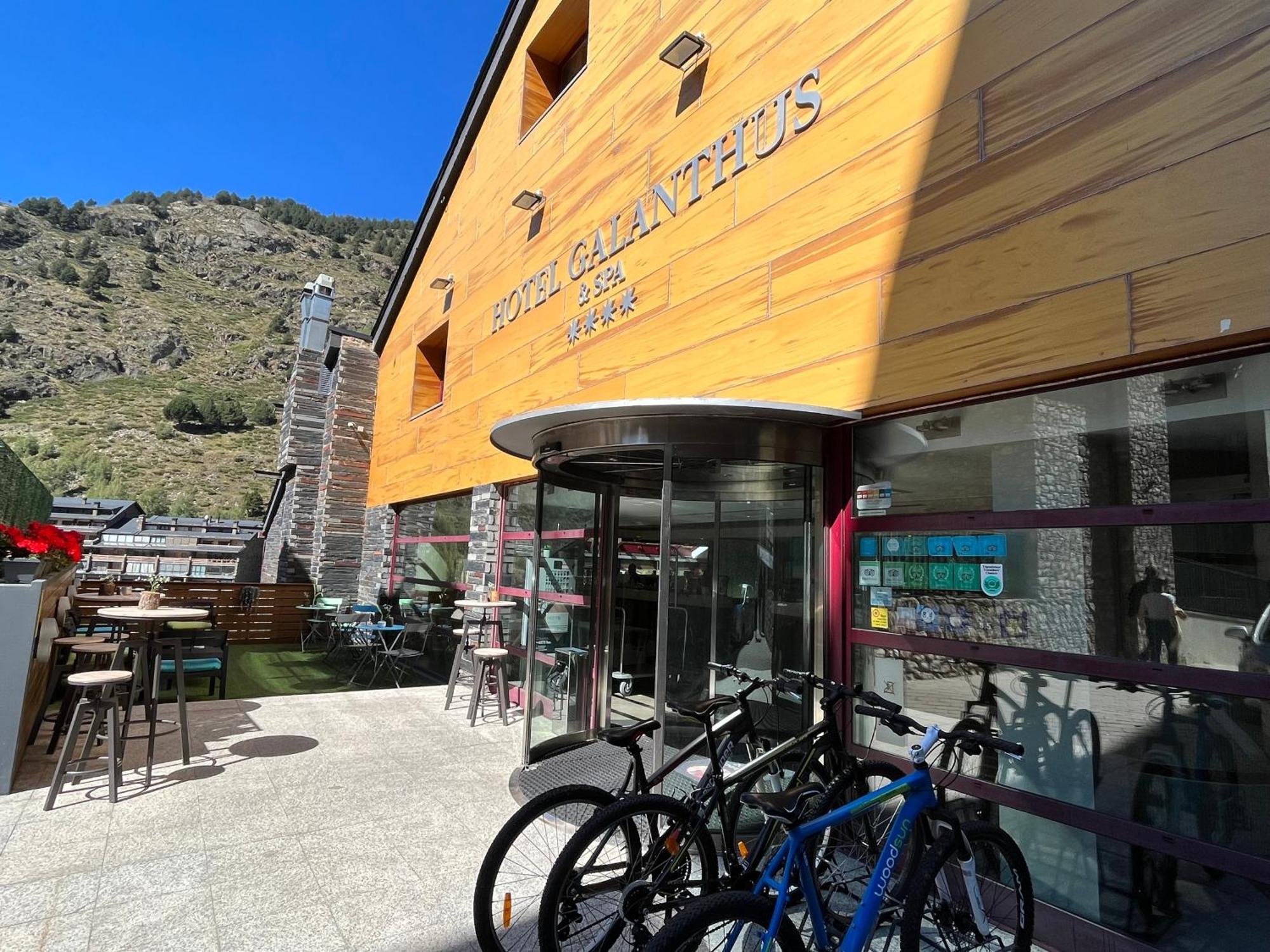 Hotel Galanthus&Spa Canillo Bagian luar foto